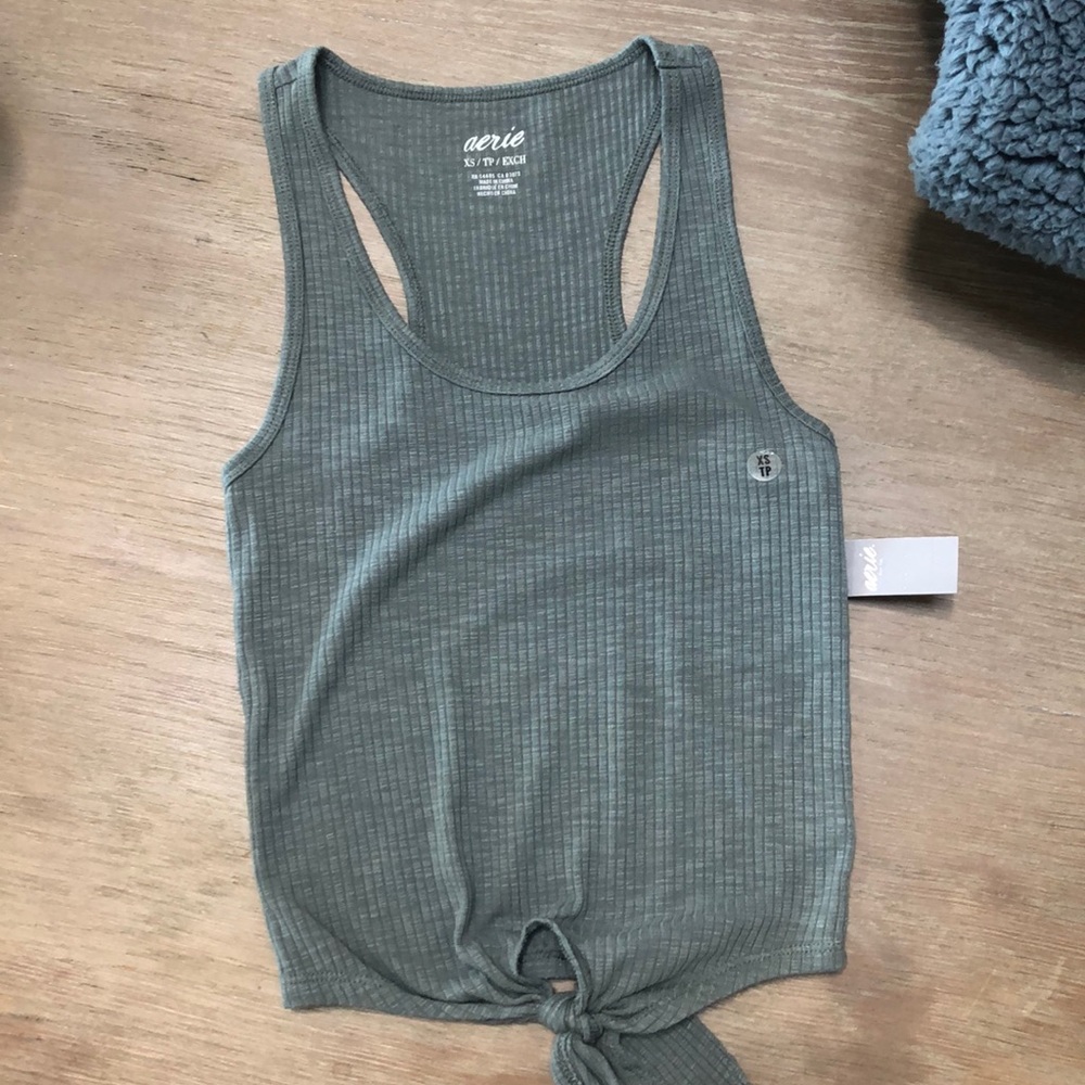 XS Aerie Tank top